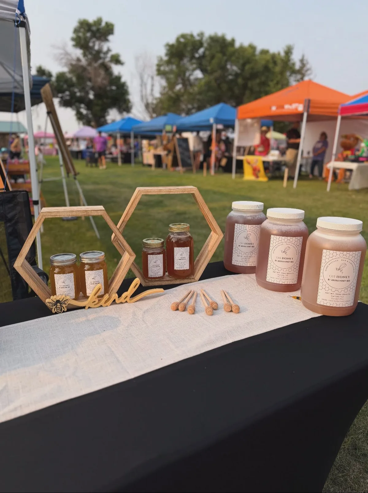 The hexagon shelves at an outdoor market